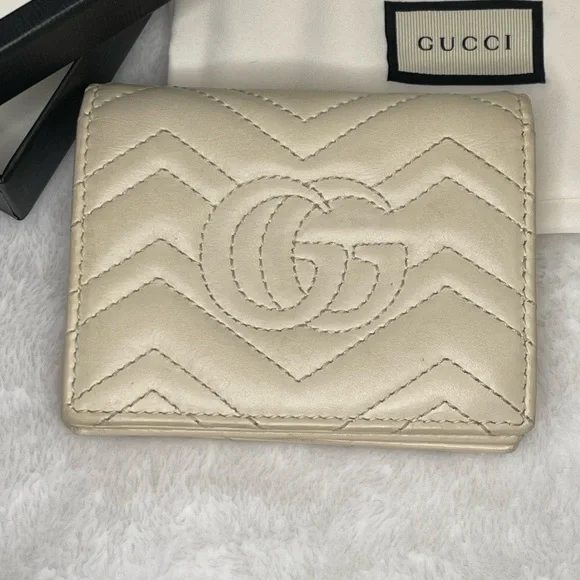 Gucci Marmont Cream Quilted Leather Wallet - Picture 3 of 10